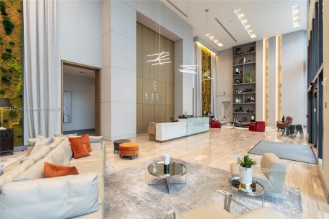 Condo in Doral, Florida, 2 bedrooms  № 1973529 - photo 30