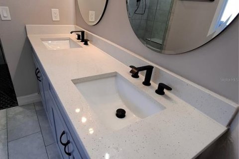 Villa ou maison à vendre à Orlando, Floride: 4 chambres, 189.52 m2 № 2399084 - photo 17