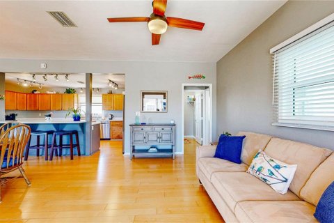 Casa en venta en Palm Coast, Florida, 3 dormitorios, 180.97 m2 № 1615077 - foto 23