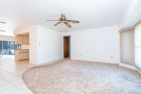 Casa en venta en Port Charlotte, Florida, 3 dormitorios, 147.71 m2 № 1903577 - foto 8