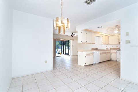 Casa en venta en Port Charlotte, Florida, 3 dormitorios, 147.71 m2 № 1903577 - foto 9