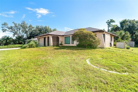 Casa en venta en Port Charlotte, Florida, 3 dormitorios, 147.71 m2 № 1903577 - foto 5
