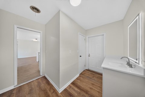 Casa en venta en Port St. Lucie, Florida, 3 dormitorios, 138.33 m2 № 2240840 - foto 19