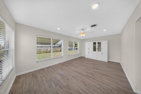 Casa en venta en Port St. Lucie, Florida, 3 dormitorios, 138.33 m2 № 2240840 - foto 14