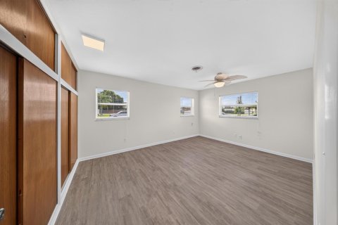 Casa en venta en Port St. Lucie, Florida, 3 dormitorios, 138.33 m2 № 2240840 - foto 21