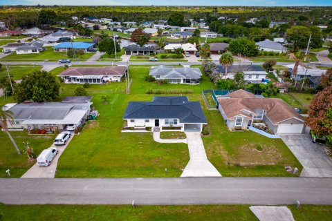 Casa en venta en Port St. Lucie, Florida, 3 dormitorios, 138.33 m2 № 2240840 - foto 25