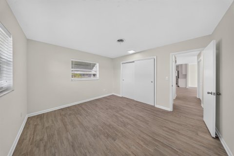 Casa en venta en Port St. Lucie, Florida, 3 dormitorios, 138.33 m2 № 2240840 - foto 23