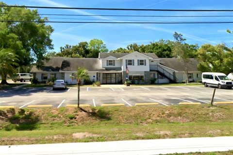 Commercial property in New Port Richey, Florida 787.44 sq.m. № 1900657 - photo 2