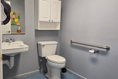 Commercial property in New Port Richey, Florida 787.44 sq.m. № 1900657 - photo 22