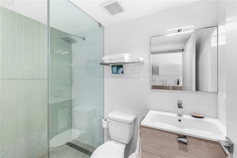 Condo in Miami Beach, Florida, 1 bedroom  № 1978088 - photo 7
