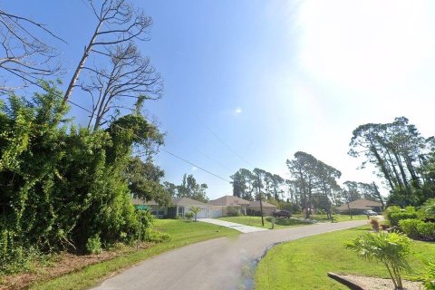 Land in North Port, Florida № 1634366 - photo 1