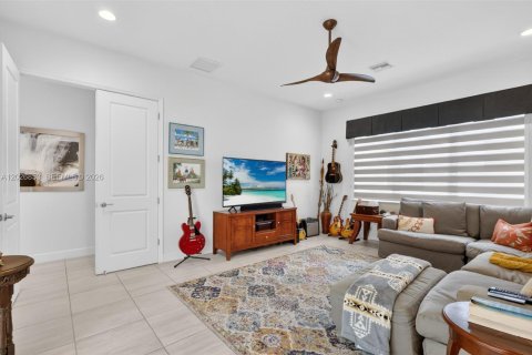 House in Port St. Lucie, Florida 2 bedrooms, 239.69 sq.m. № 2186296 - photo 29