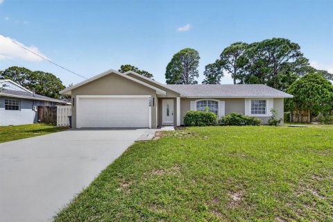 Villa ou maison à Port St. Lucie, Floride 5 chambres, 186.27 m2 № 2085909