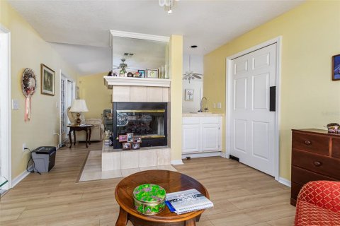 House in Winter Haven, Florida 2 bedrooms, 157.1 sq.m. № 1574727 - photo 7