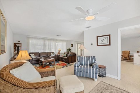 House in Placida, Florida 4 bedrooms, 168.8 sq.m. № 1746560 - photo 18