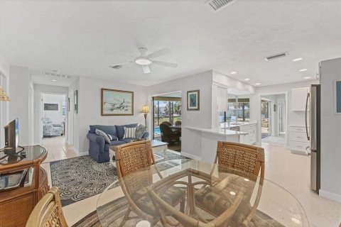 House in Placida, Florida 4 bedrooms, 168.8 sq.m. № 1746560 - photo 24