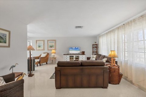 House in Placida, Florida 4 bedrooms, 168.8 sq.m. № 1746560 - photo 12
