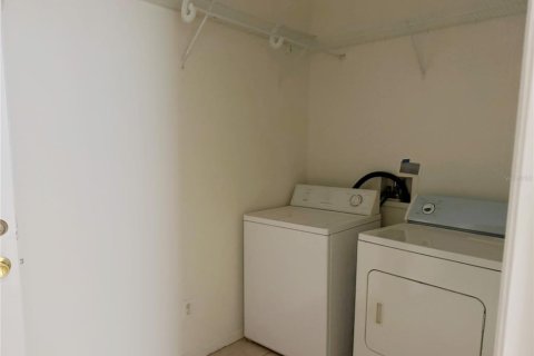 Купить виллу или дом в Аполло-Бич, Флорида 3 комнаты, 233.28м2, № 1776545 - фото 21