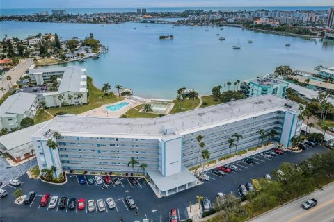 Copropriété à louer à South Pasadena, Floride: 1 chambre, 77.11 m2 № 1409732 - photo 15
