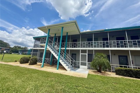 Condominio en venta en Lakeland, Florida, 2 dormitorios, 75.81 m2 № 1879087 - foto 1