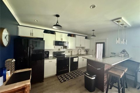 Condominio en venta en Lakeland, Florida, 2 dormitorios, 75.81 m2 № 1879087 - foto 6