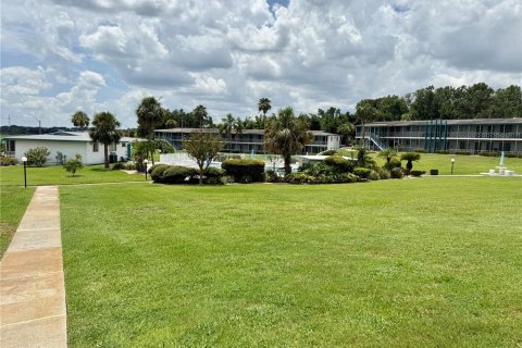 Condominio en venta en Lakeland, Florida, 2 dormitorios, 75.81 m2 № 1879087 - foto 16