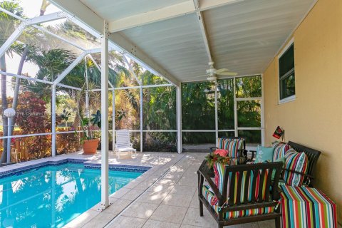 House in Cutler Bay, Florida 3 bedrooms, 187.38 sq.m. № 1807154 - photo 20
