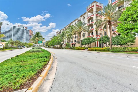 Copropriété à louer à Fort Lauderdale, Floride: 2 chambres, 145.86 m2 № 1174522 - photo 1