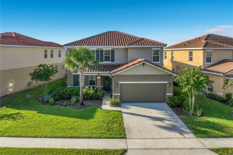 Casa en Davenport, Florida 5 dormitorios, 273.32 m2 № 2363388