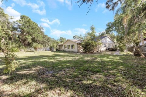 House in Tampa, Florida 3 bedrooms, 186.27 sq.m. № 2150839 - photo 3