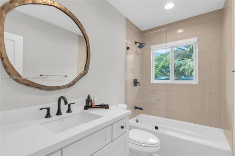 Casa en venta en Pinecrest, Florida, 5 dormitorios, 346.62 m2 № 1844164 - foto 24