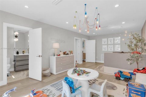 Casa en venta en Pinecrest, Florida, 5 dormitorios, 346.62 m2 № 1844164 - foto 17