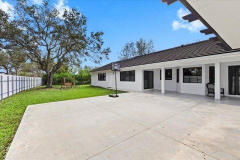 Casa en venta en Pembroke Pines, Florida, 3 dormitorios, 201.04 m2 № 2430151 - foto 23