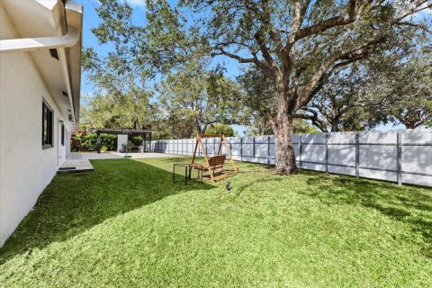 Casa en venta en Pembroke Pines, Florida, 3 dormitorios, 201.04 m2 № 2430151 - foto 5