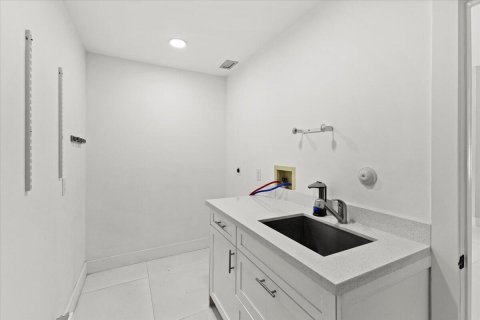 Casa en venta en Pembroke Pines, Florida, 3 dormitorios, 201.04 m2 № 2430151 - foto 20