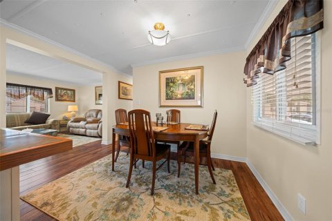 House in Weeki Wachee, Florida 4 bedrooms, 124.86 sq.m. № 1571706 - photo 23