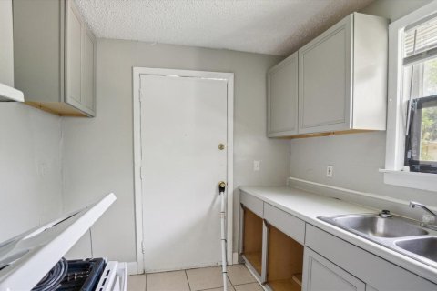 Propiedad comercial en venta en Jacksonville, Florida, 154.59 m2 № 2086226 - foto 11