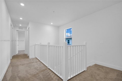 Снять в аренду виллу или дом в Дейви, Флорида 4 спальни, 303.14м2, № 2006572 - фото 28