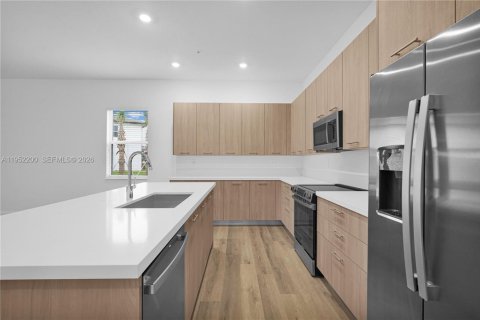 Снять в аренду виллу или дом в Дейви, Флорида 4 спальни, 303.14м2, № 2006572 - фото 23