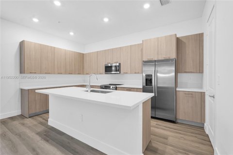 Снять в аренду виллу или дом в Дейви, Флорида 4 спальни, 303.14м2, № 2006572 - фото 19