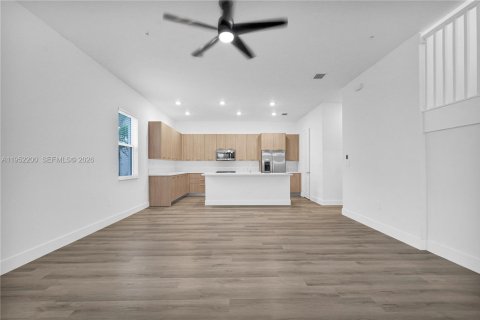 Снять в аренду виллу или дом в Дейви, Флорида 4 спальни, 303.14м2, № 2006572 - фото 16