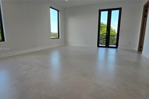 Casa en venta en Miami, Florida, 4 dormitorios, 423.63 m2 № 1872439 - foto 21