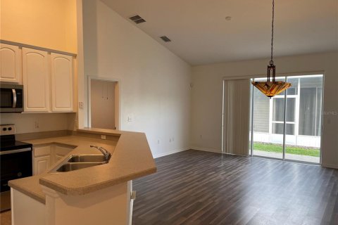 Touwnhouse à louer à Lakeland, Floride: 3 chambres, 122.91 m2 № 1582139 - photo 15