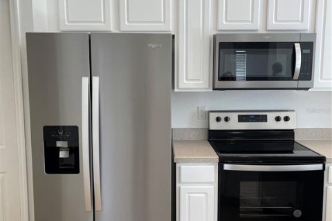 Touwnhouse à louer à Lakeland, Floride: 3 chambres, 122.91 m2 № 1582139 - photo 18