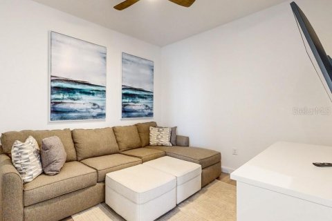 Adosado en venta en Davenport, Florida, 4 dormitorios, 155.24 m2 № 2212315 - foto 15