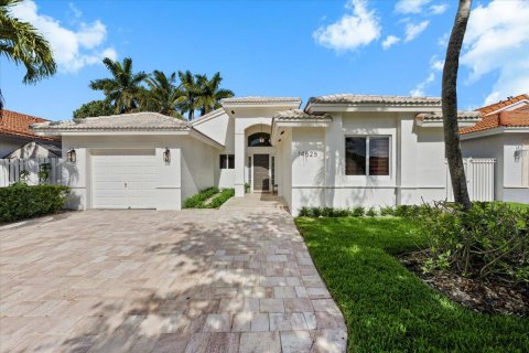 Casa en Miami Lakes, Florida 3 dormitorios, 149.2 m2 № 2086042