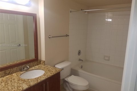 Copropriété à louer à Pembroke Pines, Floride: 2 chambres, 104.98 m2 № 1920141 - photo 11