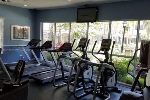 Copropriété à louer à Pembroke Pines, Floride: 2 chambres, 104.98 m2 № 1920141 - photo 22
