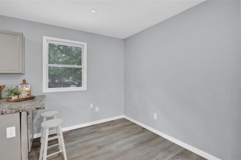 Commercial property in Sanford, Florida 4 bedrooms, 147.9 sq.m. № 2151145 - photo 9