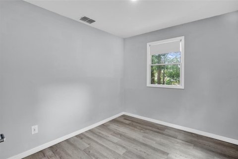 Commercial property in Sanford, Florida 4 bedrooms, 147.9 sq.m. № 2151145 - photo 16